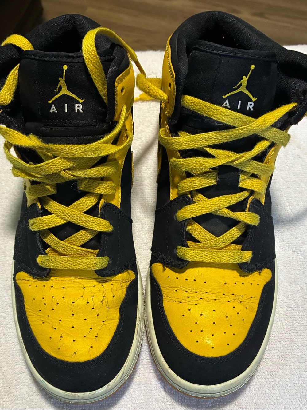 Vintage 2006 - Air Jordan 1 Retro Mid New Love size 5.5